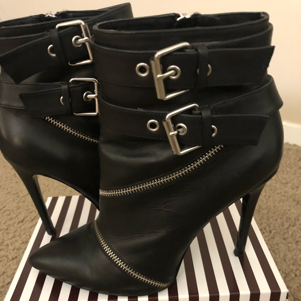Zara Boots!!!